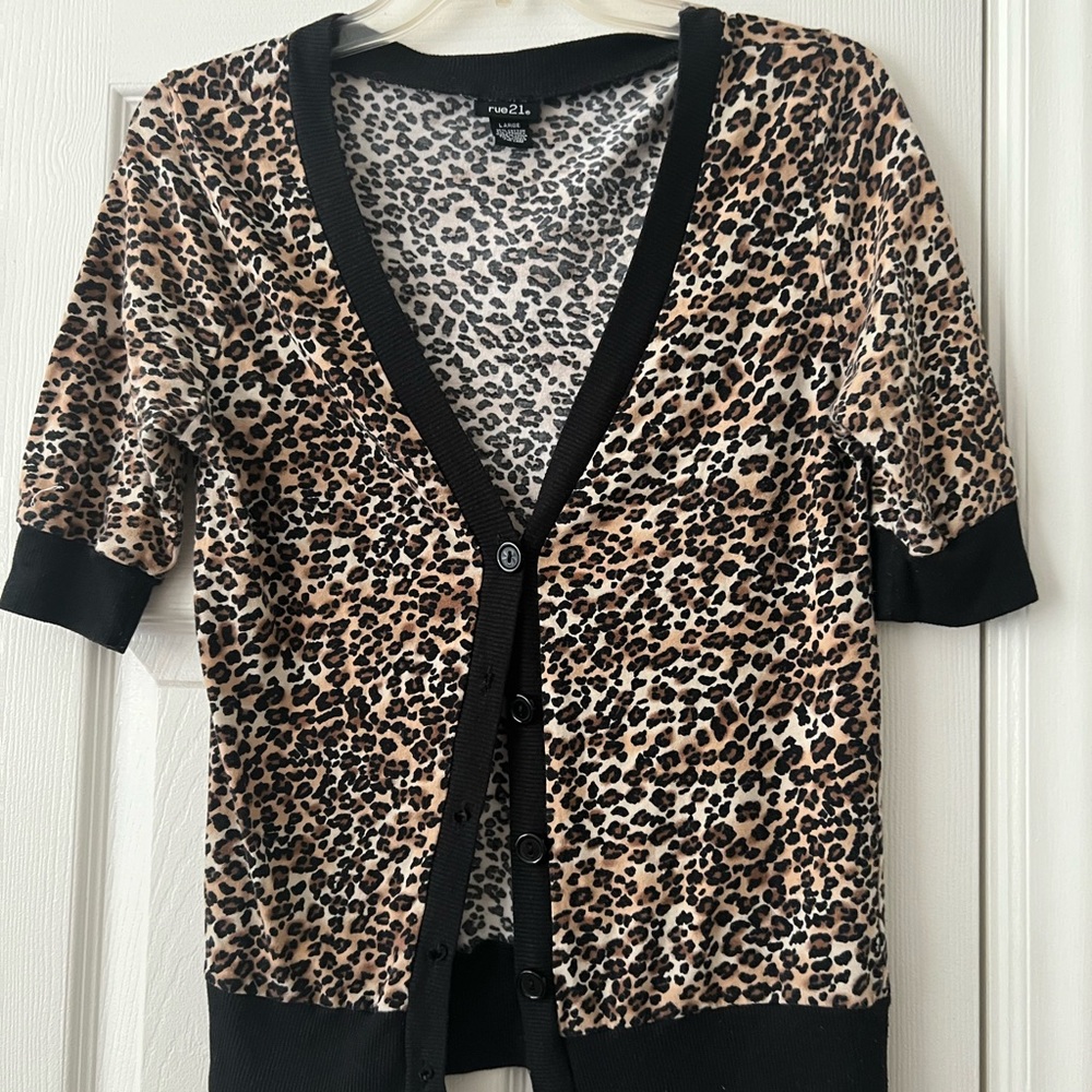 Leopard print short sleeve cardigan